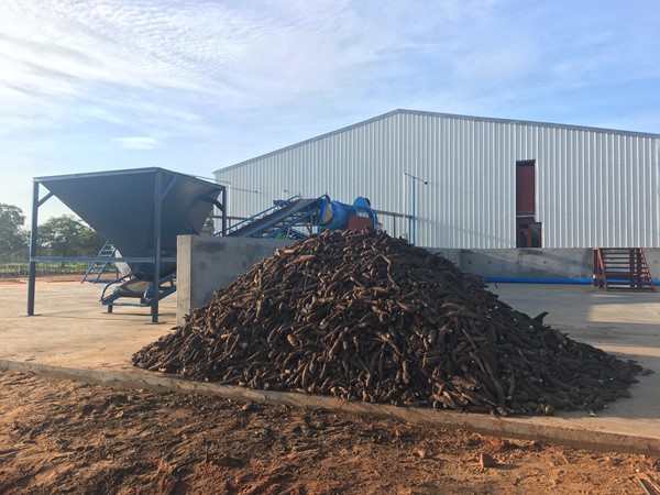 Manioc starch processing machine