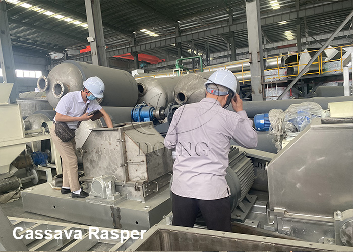 engineers are inspecting cassava rasper 